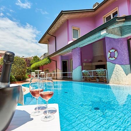 Villa Azzurra Depandance con piscina Desenzano del Garda Esterno foto