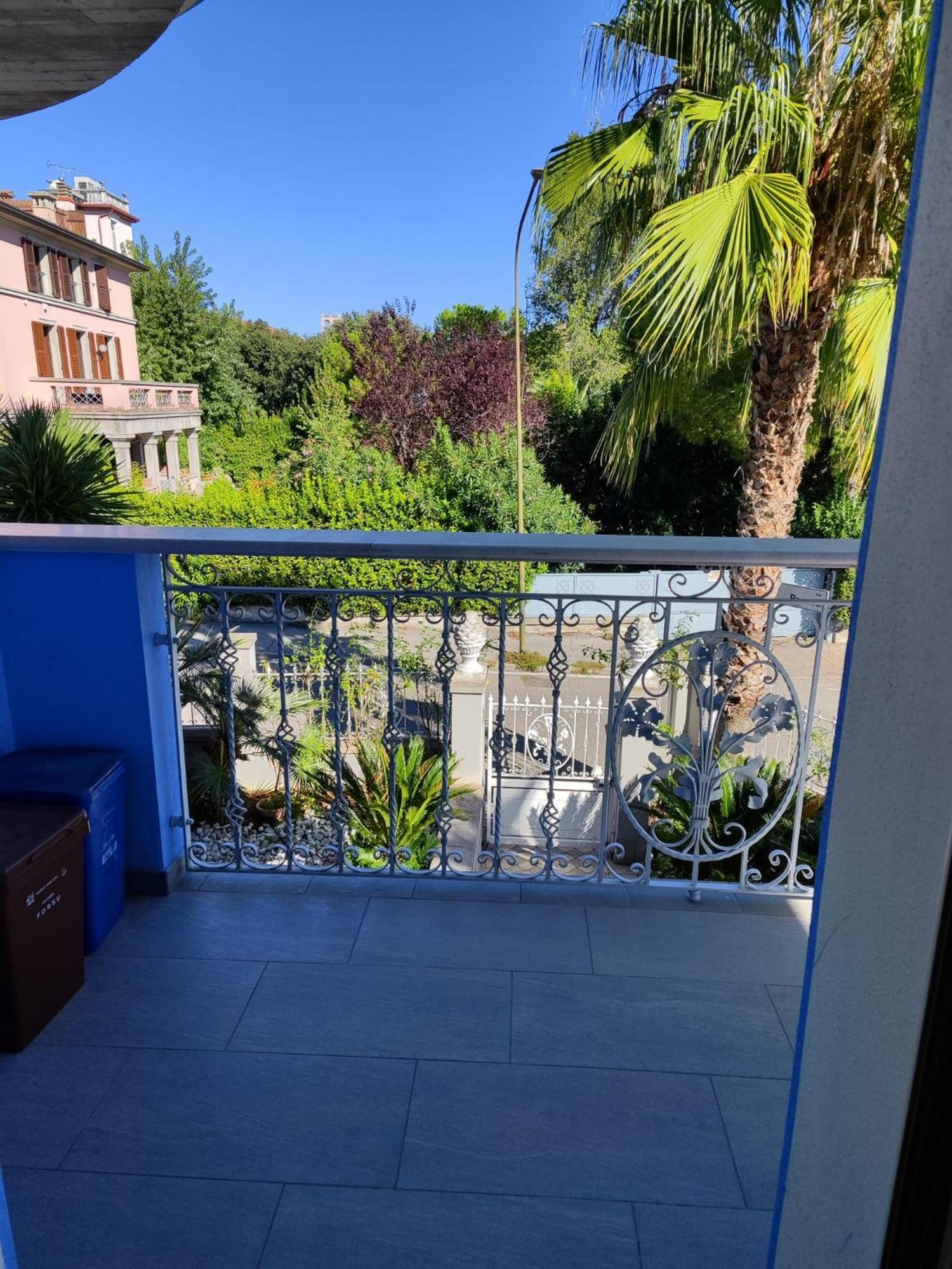 Villa Azzurra Depandance con piscina Desenzano del Garda Esterno foto